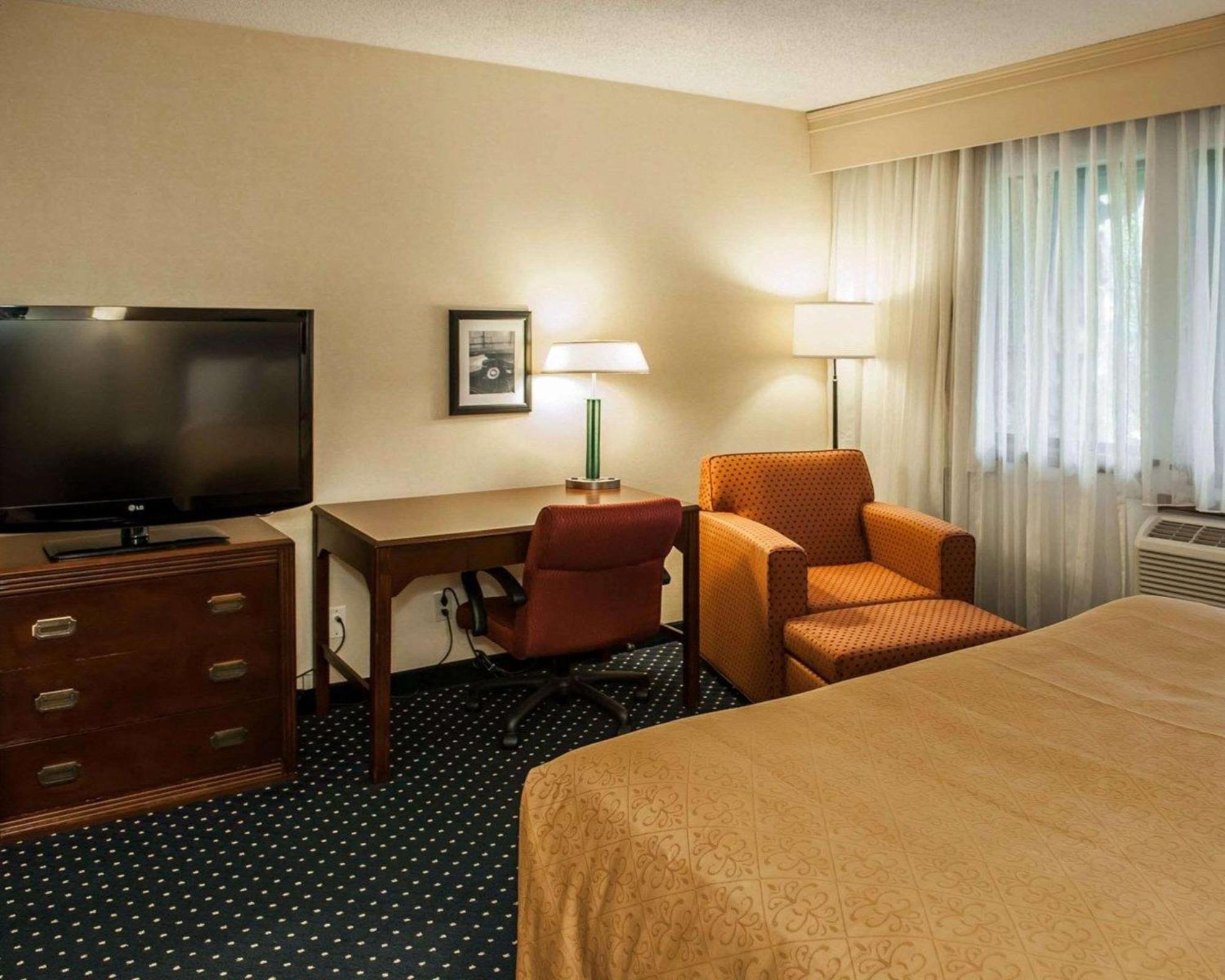 Quality Inn & Suites Goshen Eksteriør billede