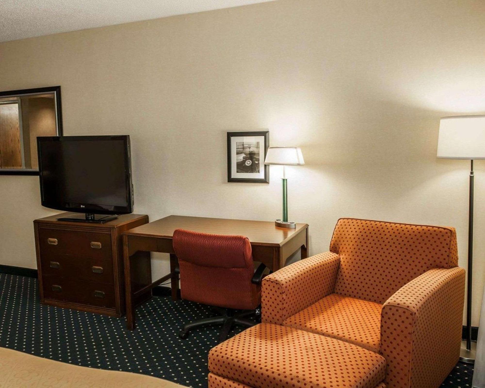 Quality Inn & Suites Goshen Eksteriør billede