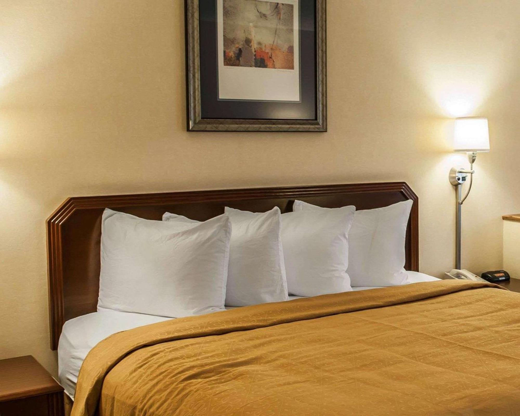 Quality Inn & Suites Goshen Eksteriør billede