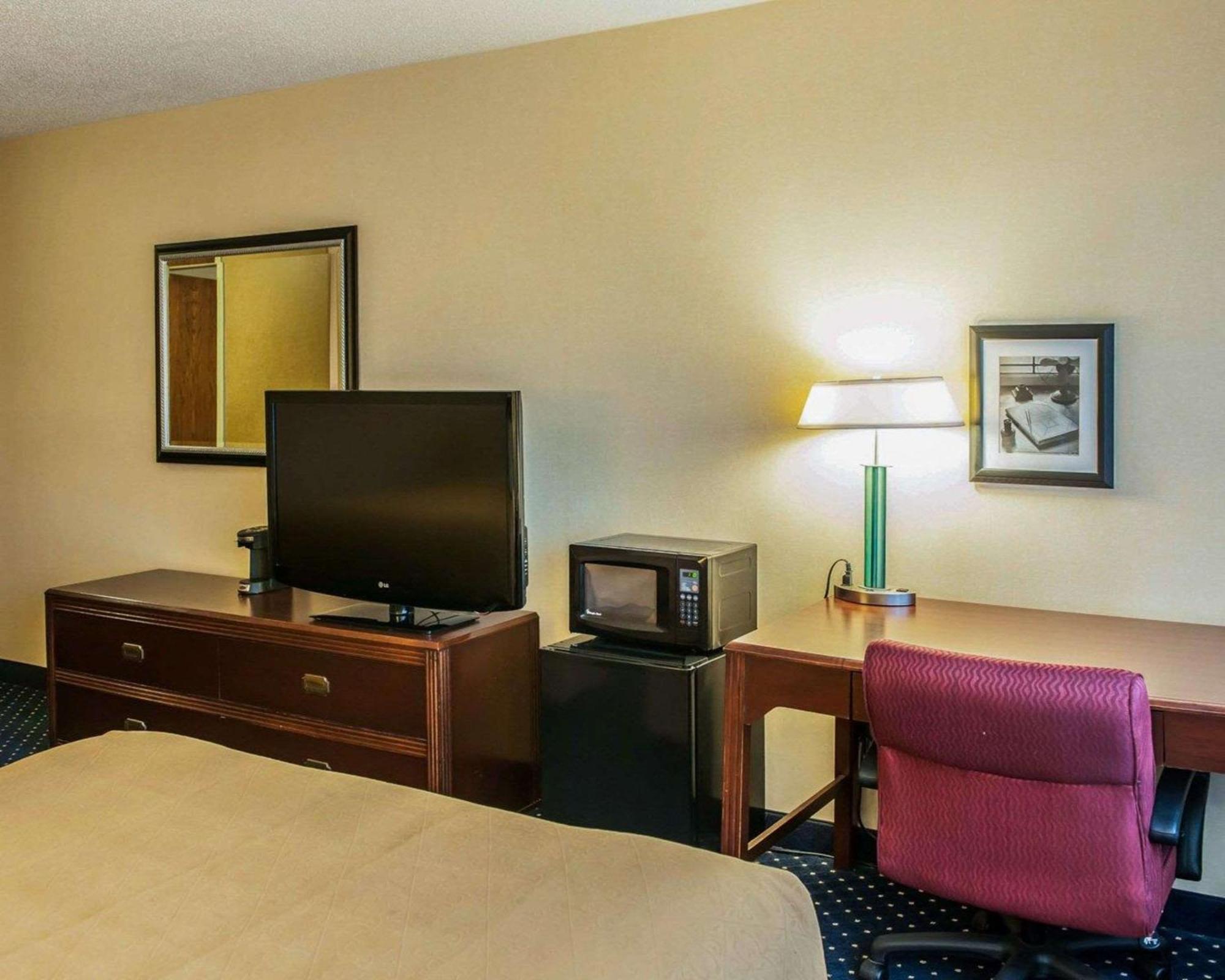 Quality Inn & Suites Goshen Eksteriør billede